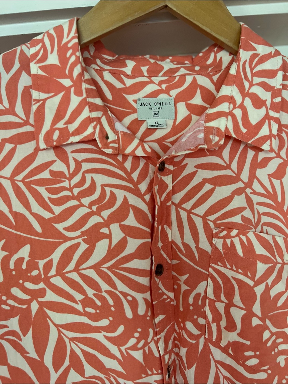 Jack O’Neill Button Down - Picture 2 of 6
